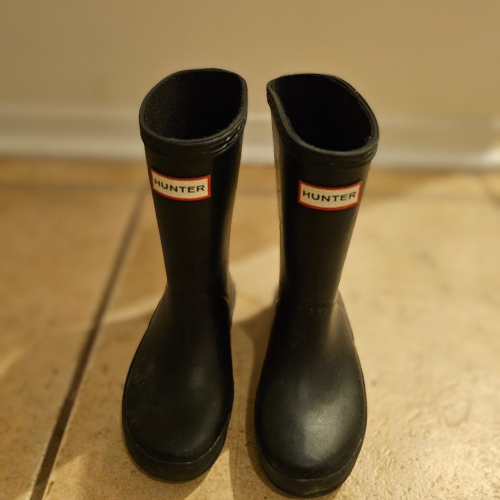 ✅ SOLD Hunters Toddler/Little Kids Original First Classic Rainboots blk size 8